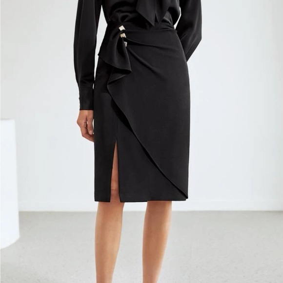 MOTF Dresses & Skirts - MOTF PREMIUM GATHERED RUFFLE SKIRT